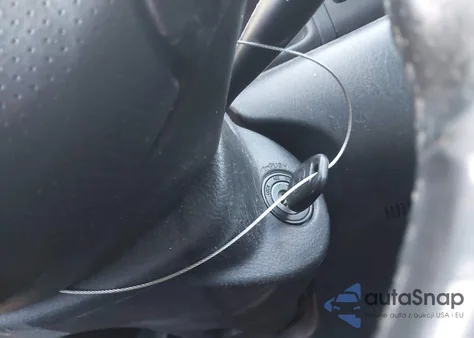 2005 Toyota Corolla S из США, поврежденный, VIN 2T1BR30E25C508902